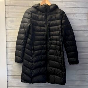 Womens Uniqlo ultra light Down coat